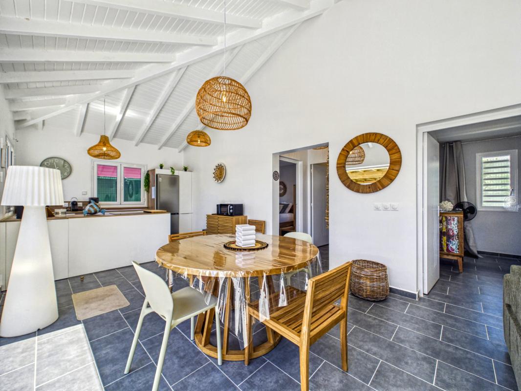 20.Guadeloupe Saint-François- location villa 4 peorsnnes-piscine